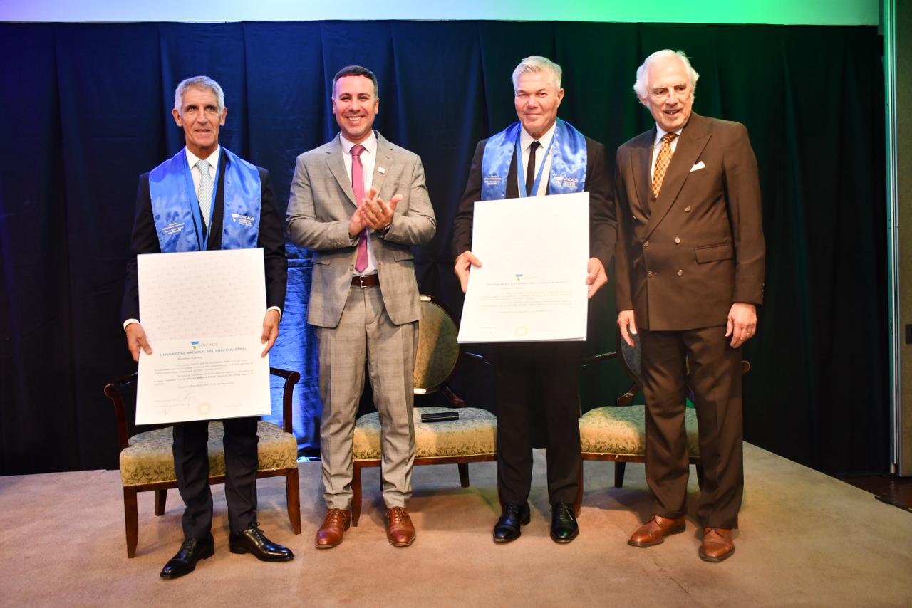 La UNCAUS consagró a Burlando y Leguizamón como Doctores Honoris Causa en Resistencia