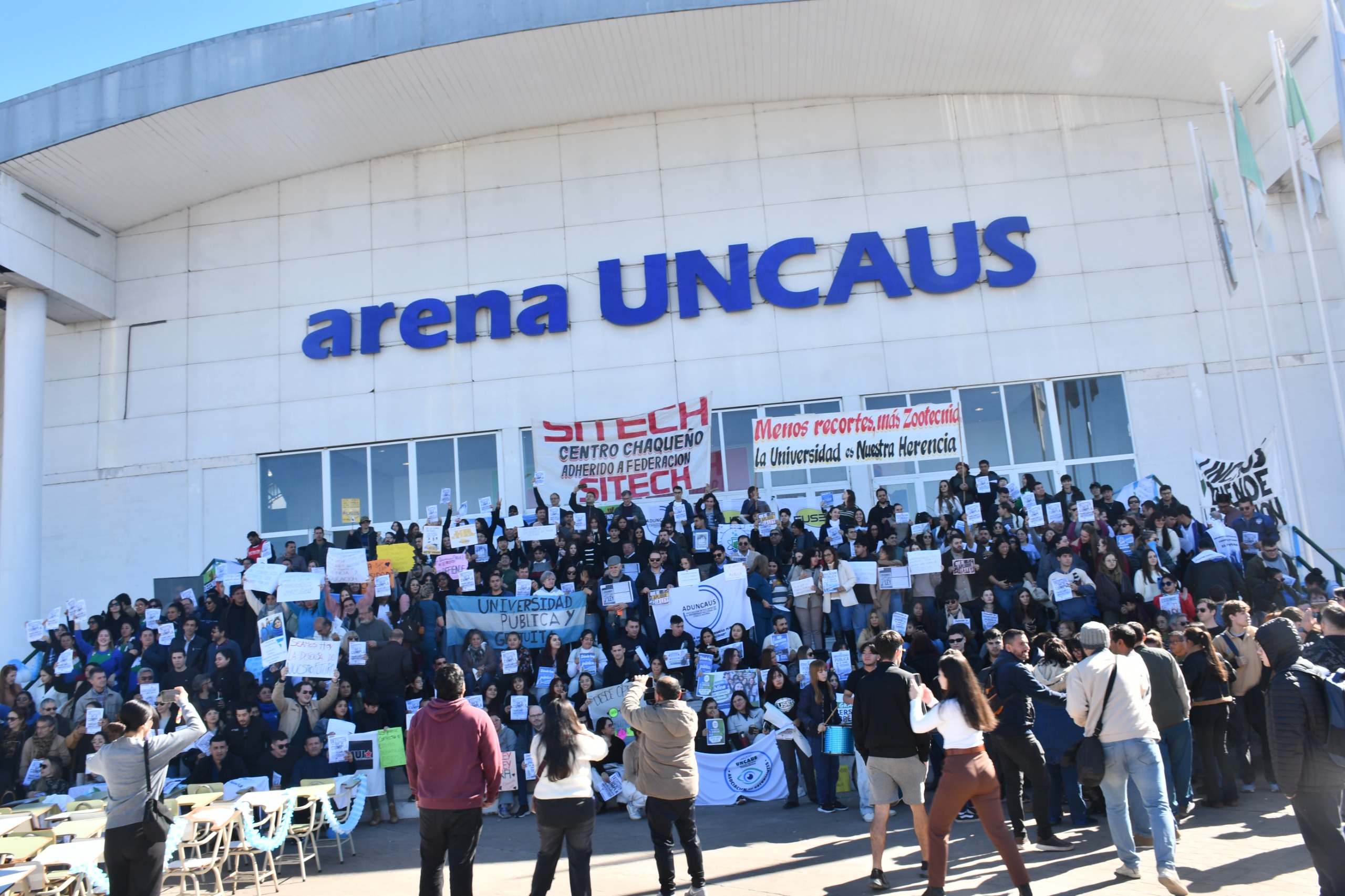 UNCAUS llevó adelante una clase pública en defensa de la Universidad Pública
